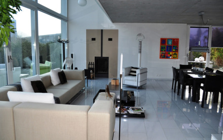 Luxuriöses Lofthaus mit moderner, urbaner Ausstrahlung in 8957 Spreitenbach